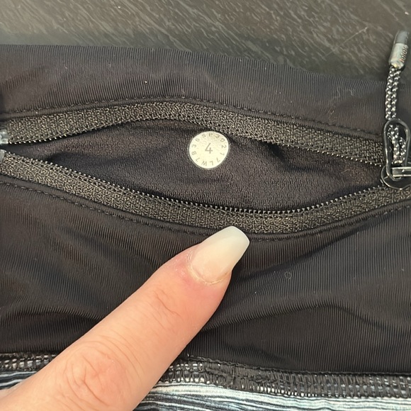 Lululemon | Shorts - Picture 3 of 4